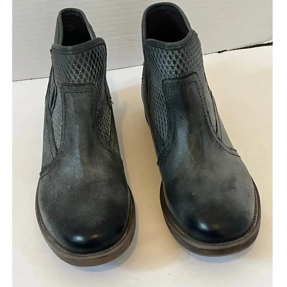Women's Roan Gray Distressed Winter Fall Leather Ankle Boot Bootie Size 7.5